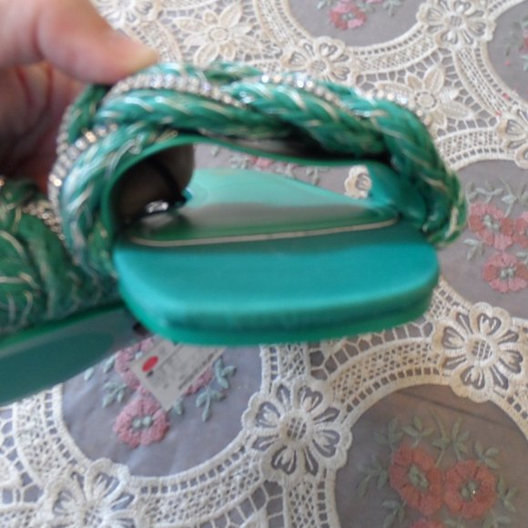 New Zara Green Woven Rhinestone Slip On Sandals Size 6M - Picture 10 of 14